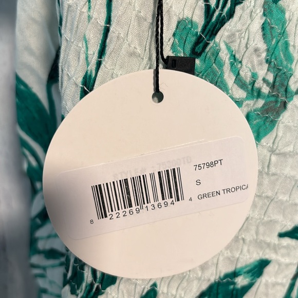 NWT Boho Me Green Leaf Print Women's Dress - Picture 9 of 12